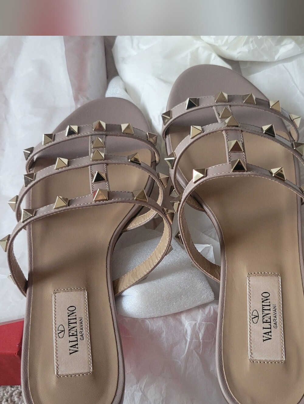 NWT Valentino Rockstud Flat Slide Sandal - Nude Blush Size 36